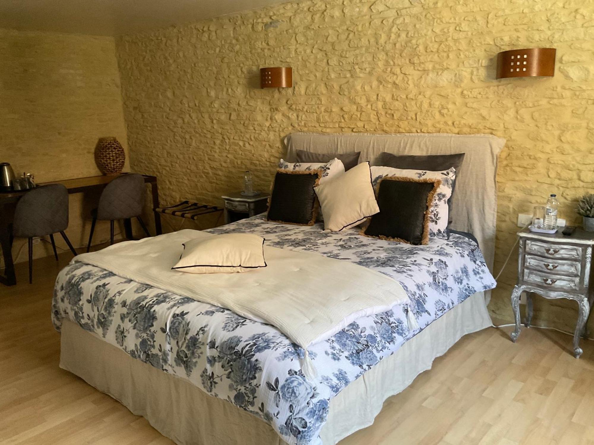 Chambres D'Hotes De L'Ancienne Auberge 타옹 외부 사진